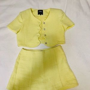 Pastel lime green set of jacket and skort from Zara